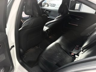 MERCEDES-BENZ C 220d AMG · MILD HYBRID 48V · 223CV