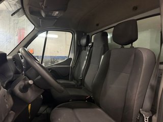 Nissan Interstar Caja Cerrada 2,3 DCI 107KW RWD Optima 150cv - GARANTIA MECANICA