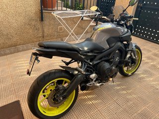Yamaha MT-09 (2017)