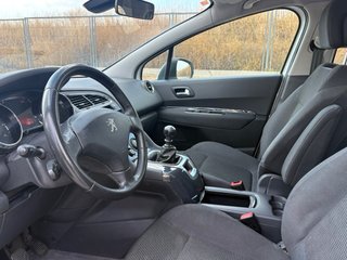 Peugeot 5008 2016