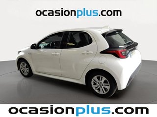 Toyota Yaris 120H Business Plus 85 kW (116 CV)