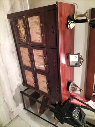 Mueble de entrada con perchero