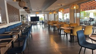 Restaurante en conocido club de tenis