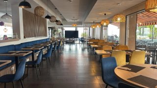 Restaurante en conocido club de tenis