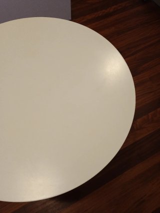 Mesa redonda blanca patas de madera