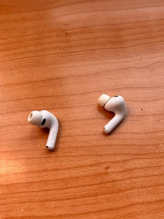 AirPods Pro (Apple)