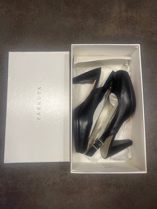 Zapatos de tacón Farrutx negros