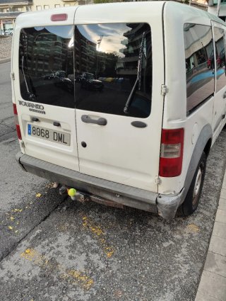 Ford E-Tourneo Courier 2005