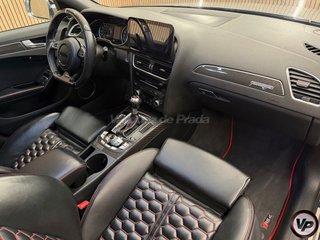 Audi RS4 Avant 4.2 FSI quattro 331 kW (450 CV)
