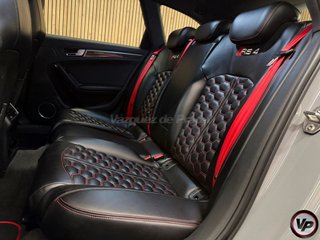 Audi RS4 Avant 4.2 FSI quattro 331 kW (450 CV)