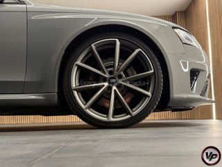 Audi RS4 Avant 4.2 FSI quattro 331 kW (450 CV)