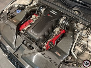 Audi RS4 Avant 4.2 FSI quattro 331 kW (450 CV)