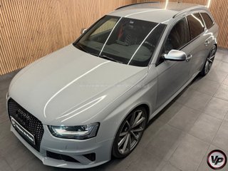 Audi RS4 Avant 4.2 FSI quattro 331 kW (450 CV)