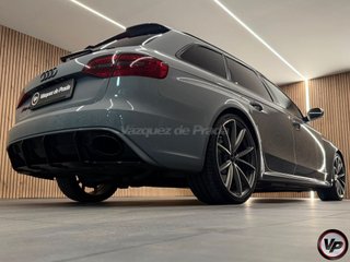Audi RS4 Avant 4.2 FSI quattro 331 kW (450 CV)