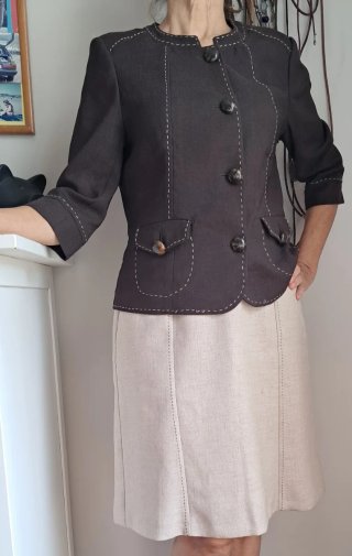Traje chaqueta y falda beige/marrón
