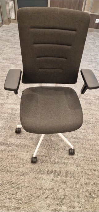 Silla de oficina ergonómica Actiu Tnk Flex