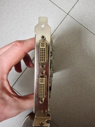 Tarjeta Gráfica Leadtek PX 9800 GT