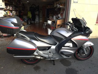 Honda ST1300A Pan European Plata