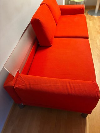 Sofá de Tres Plazas Rojo