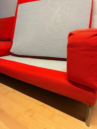 Sofá de Tres Plazas Rojo