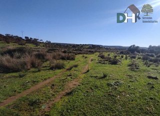 Terreno en venta en Ciudad Monumental en Cáceres