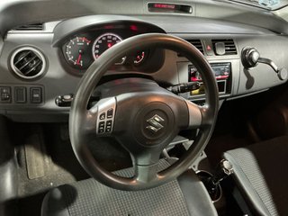 Suzuki Swift 2007 1.3 GL 5 puertas 175000 km