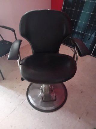 Sillón de Peluquería Negro
