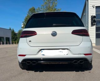 Volkswagen Golf R 310