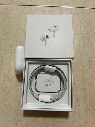 Apple AirPods Pro 2