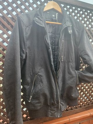 Cazadora Bomber Negra T/36 HM Forrada
