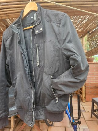 Cazadora Bomber Negra T/36 HM Forrada