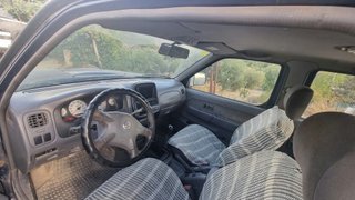 Nissan Navara D22 2.5DI