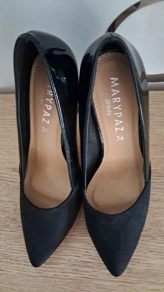Zapatos de tacón Marypaz negros