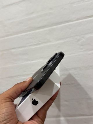 iPhone 16 Pro Max 95% Bateria FACTURA Y GARANTÍA