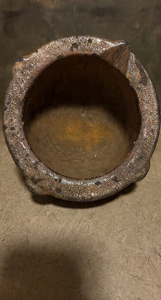 Mortero antiguo de cerámica