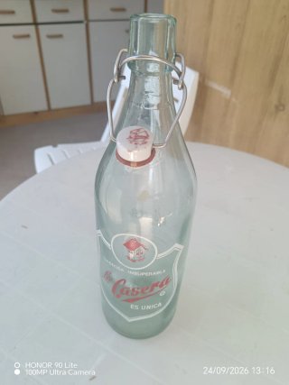 Botella Antigua La Casera