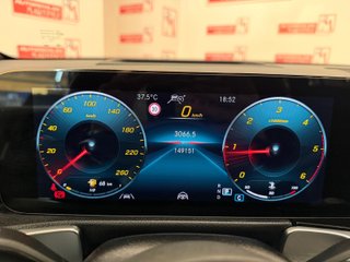 Mercedes-Benz GLB 2021