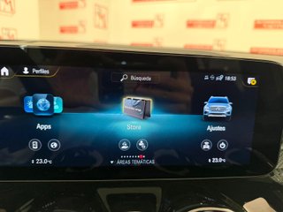 Mercedes-Benz GLB 2021