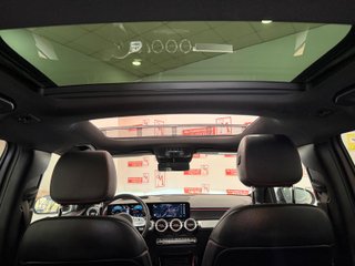 Mercedes-Benz GLB 2021