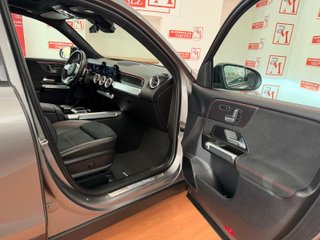 Mercedes-Benz GLB 2021