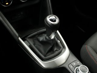 Mazda 2 2022