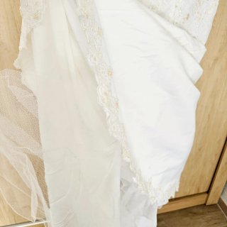 Vestido de Novia con Encaje bordado a mano