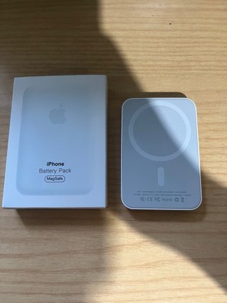 Apple MagSafe Battery Pack