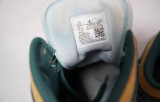 Nike Air Jordan 1 Mid Sonics GS