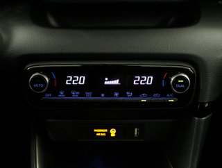 Mazda 2 2022