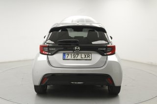 Mazda 2 2022
