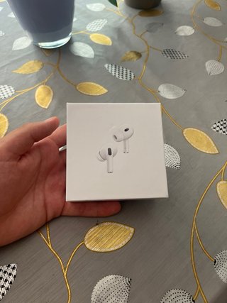 Apple AirPods Pro 2