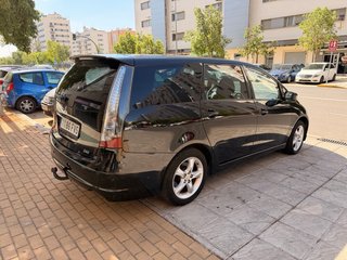 Mitsubishi Grandis 2007
