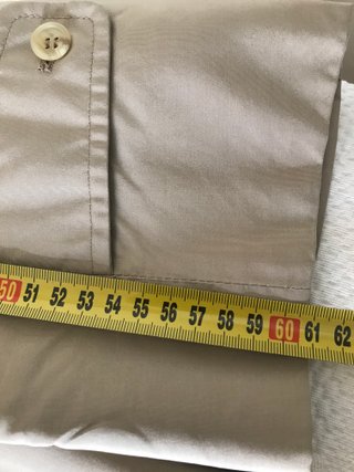 Gabardina Aquascutum Beige caballero en pura seda.