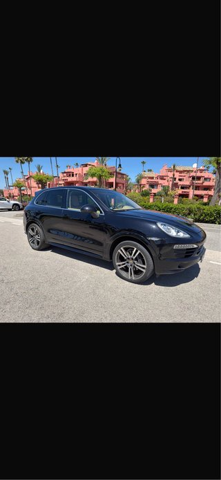 Porsche Cayenne 2012